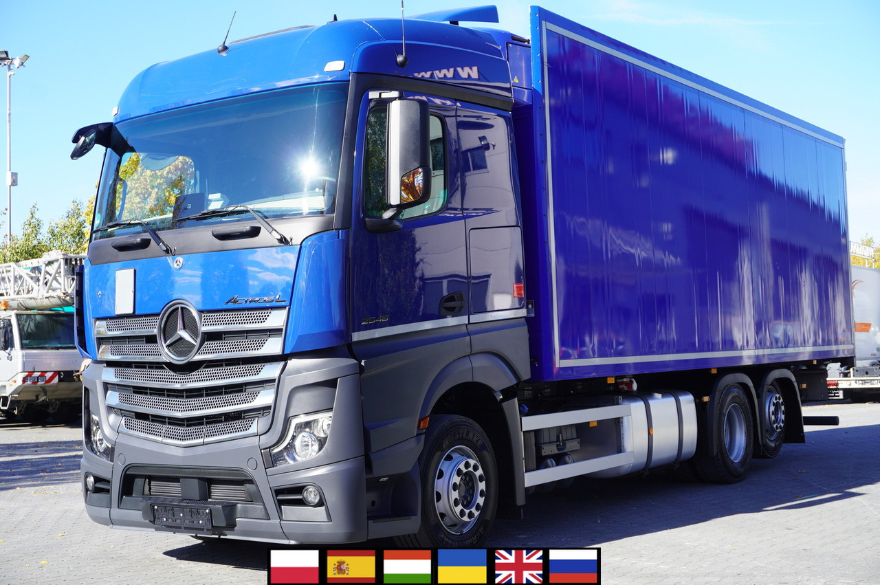 MERCEDES-BENZ Actros 2548 MP5 6×2 / Schmitz 19 EPAL refrigerator / 2023 - Frigorífico camión: foto 1 MERCEDES-BENZ Actros 2548 MP5 6×2 / Schmitz 19 EPAL refrigerator / 2023 - Frigorífico camión: foto 1