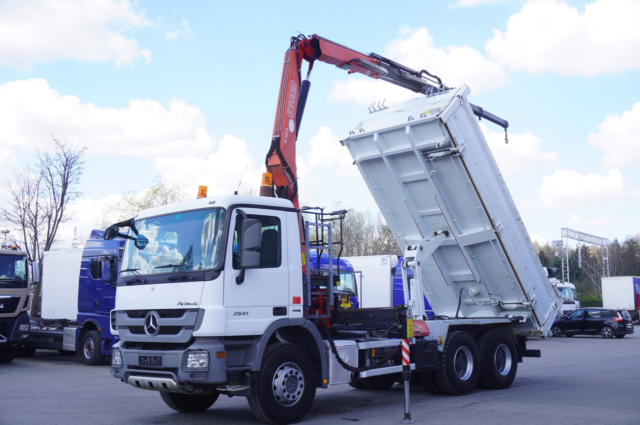 MERCEDES-BENZ Actros 2641 6×4 E5 / Crane / Dumper / 110000 km! - Volquete camión, Camión grúa: foto 2 MERCEDES-BENZ Actros 2641 6×4 E5 / Crane / Dumper / 110000 km! - Volquete camión, Camión grúa: foto 2