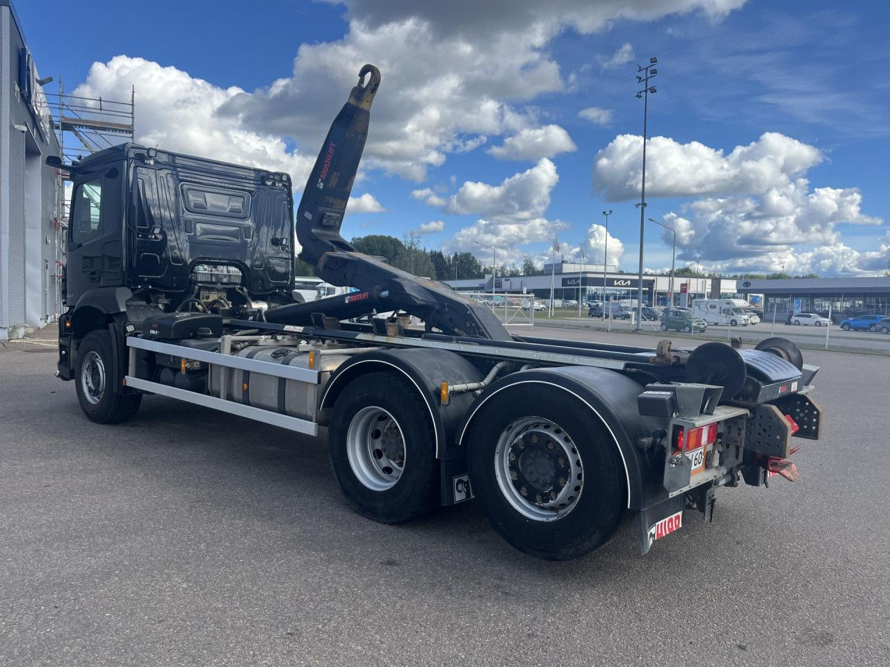 MERCEDES-BENZ Arocs 2543 6x2*4 / 21t Hooklift HIAB ULT21Z56 / 2022 - Multibasculante camión: foto 2 MERCEDES-BENZ Arocs 2543 6x2*4 / 21t Hooklift HIAB ULT21Z56 / 2022 - Multibasculante camión: foto 2