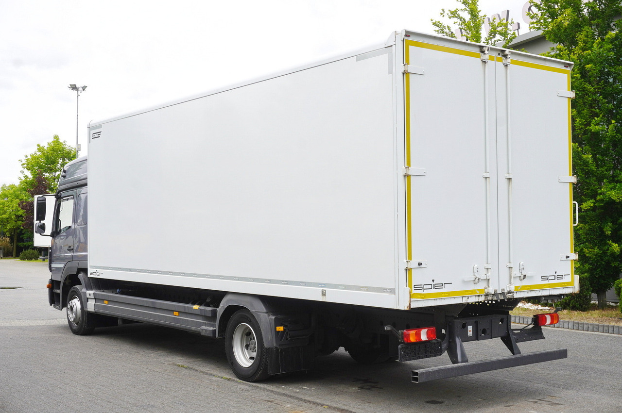 MERCEDES-BENZ Atego 1223 / 18 EPAL box / 2021 / sleeping cab - Camión caja cerrada: foto 4 MERCEDES-BENZ Atego 1223 / 18 EPAL box / 2021 / sleeping cab - Camión caja cerrada: foto 4