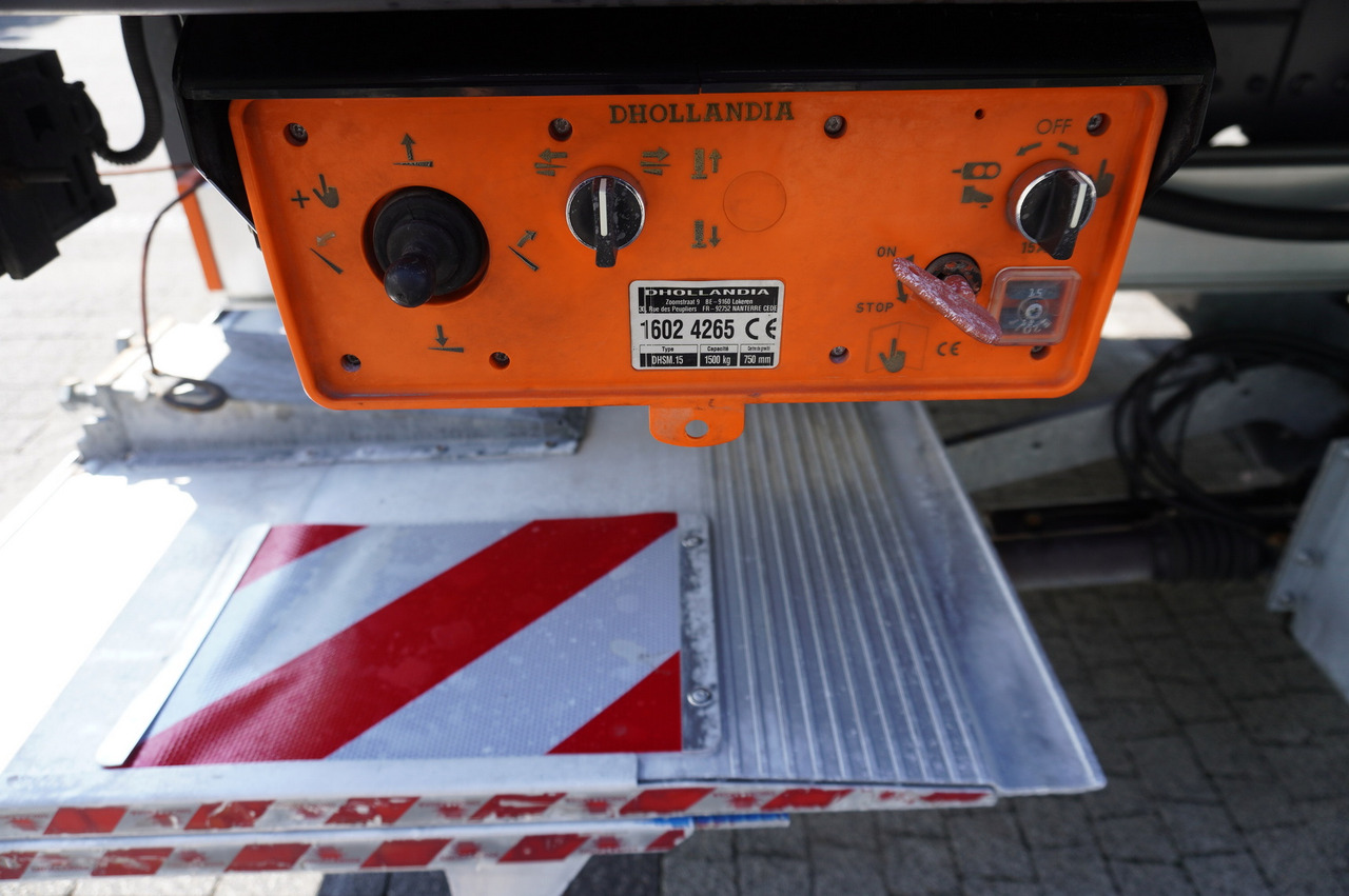 Camión caja cerrada MERCEDES-BENZ Atego 1318 E6 / 20 pallet container / lift / 90 thousand km !!!: foto 20