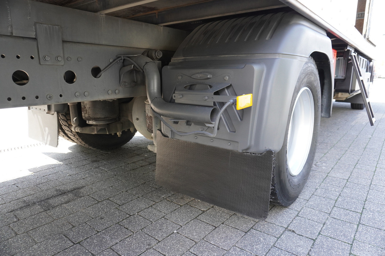 Camión caja cerrada MERCEDES-BENZ Atego 1318 E6 / 20 pallet container / lift / 90 thousand km !!!: foto 21