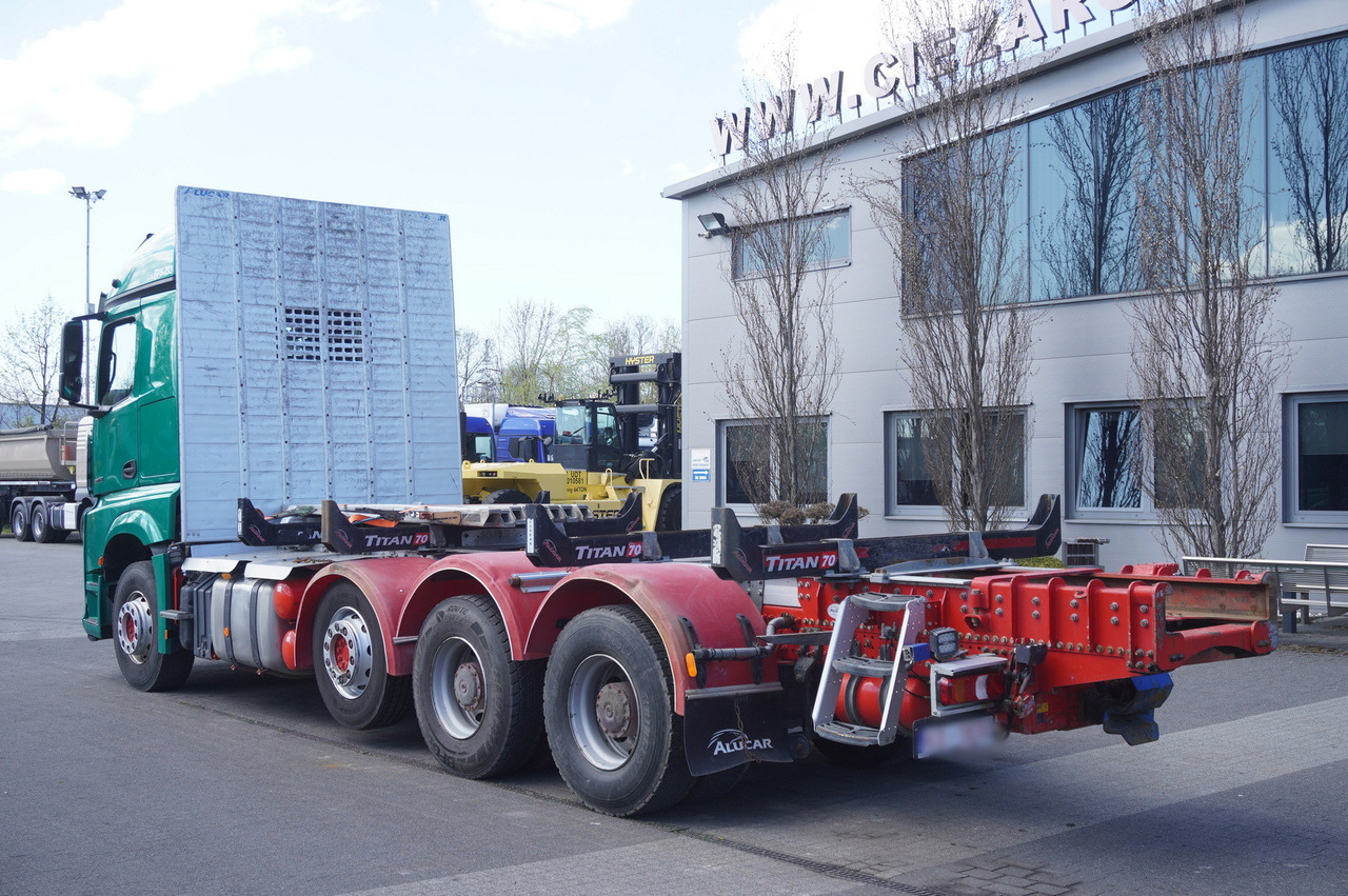 Mercedes-Benz Arocs 3563 8 × 4 / 630 HP / steered axle / Logging superstructure - Camión grúa: foto 5 Mercedes-Benz Arocs 3563 8 × 4 / 630 HP / steered axle / Logging superstructure - Camión grúa: foto 5