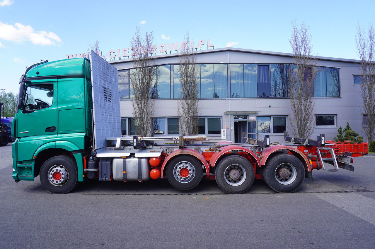 Mercedes-Benz Arocs 3563 8 × 4 / 630 HP / steered axle / Logging superstructure - Chasis camión: foto 4 Mercedes-Benz Arocs 3563 8 × 4 / 630 HP / steered axle / Logging superstructure - Chasis camión: foto 4