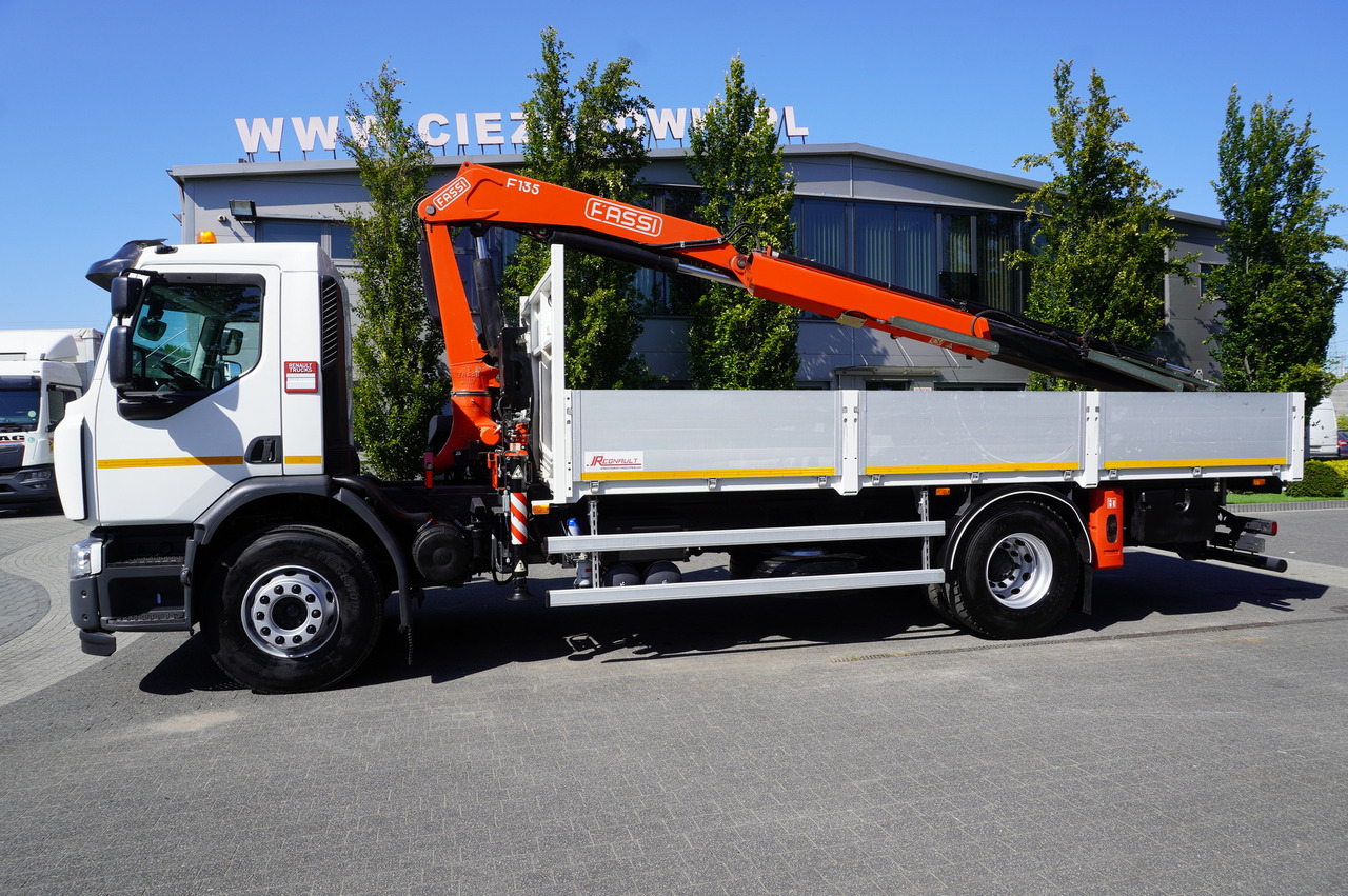RENAULT C280 DTI 8 / FASSI crane 5.6 T / range 8 m / Flatbed 15 EPAL - Camión grúa: foto 4 RENAULT C280 DTI 8 / FASSI crane 5.6 T / range 8 m / Flatbed 15 EPAL - Camión grúa: foto 4