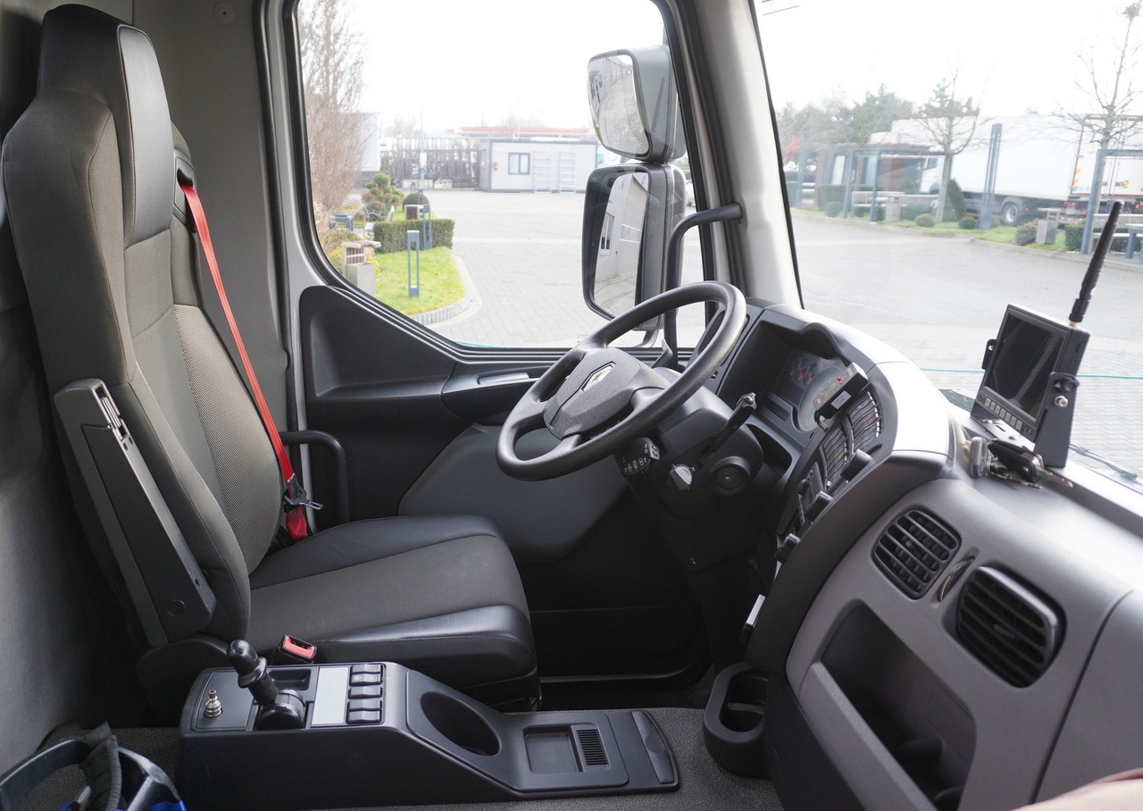 Camión grúa RENAULT C280 DTI 8 / FASSI crane 5.6 T / range 8 m / Flatbed 15 EPAL: foto 28 Camión grúa RENAULT C280 DTI 8 / FASSI crane 5.6 T / range 8 m / Flatbed 15 EPAL: foto 28