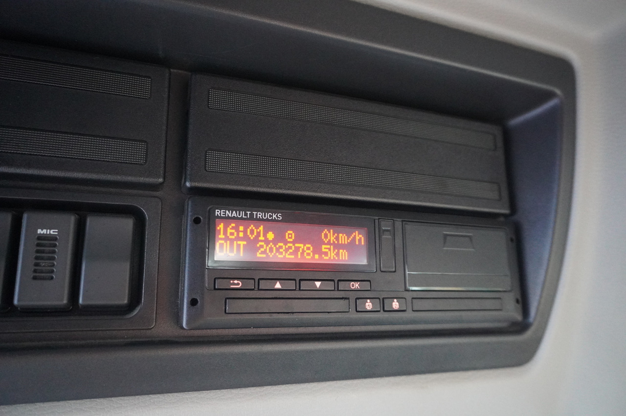 Camión grúa RENAULT C280 DTI 8 / FASSI crane 5.6 T / range 8 m / Flatbed 15 EPAL: foto 27 Camión grúa RENAULT C280 DTI 8 / FASSI crane 5.6 T / range 8 m / Flatbed 15 EPAL: foto 27