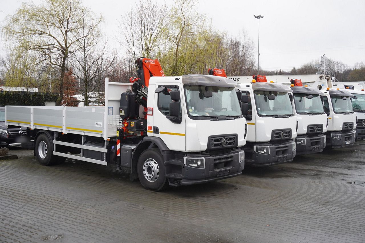 Camión grúa RENAULT C280 DTI 8 / FASSI crane F135A.22 / range 8 m / Flatbed 15 EPAL / 8 units: foto 30