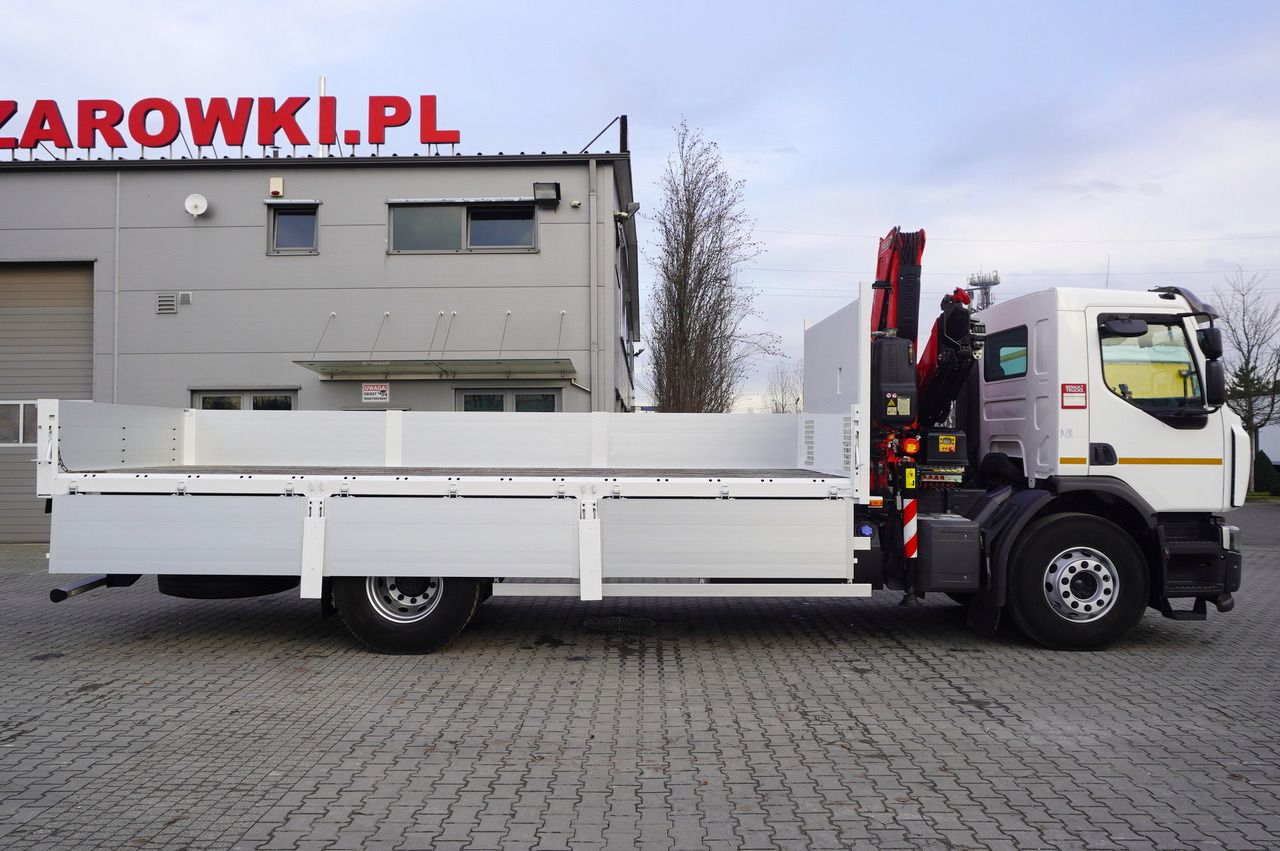 Camión grúa RENAULT C280 DTI 8 / FASSI crane F135A.22 / range 8 m / Flatbed 15 EPAL / 8 units: foto 6