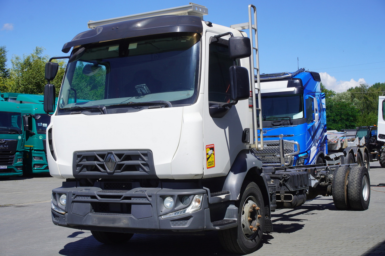 RENAULT D16 / frame 7.3 m / Differential lock / 3 units - Chasis camión: foto 3 RENAULT D16 / frame 7.3 m / Differential lock / 3 units - Chasis camión: foto 3