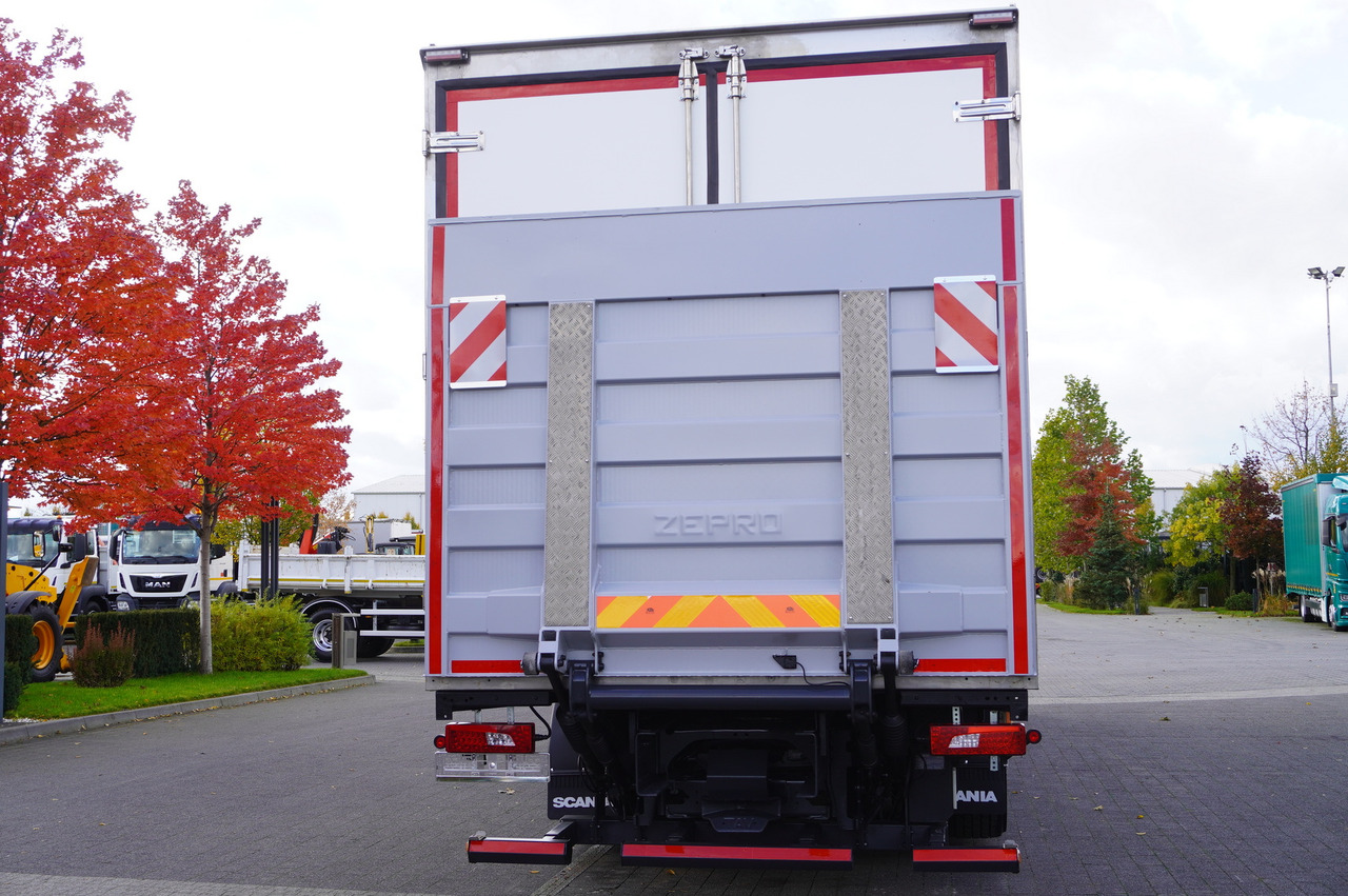 SCANIA R500 E6 6x2 / Lecapitaine 21 EPAL refrigerator / Carrier Supra 1150 / 2021 / steered axle - Frigorífico camión: foto 3 SCANIA R500 E6 6x2 / Lecapitaine 21 EPAL refrigerator / Carrier Supra 1150 / 2021 / steered axle - Frigorífico camión: foto 3