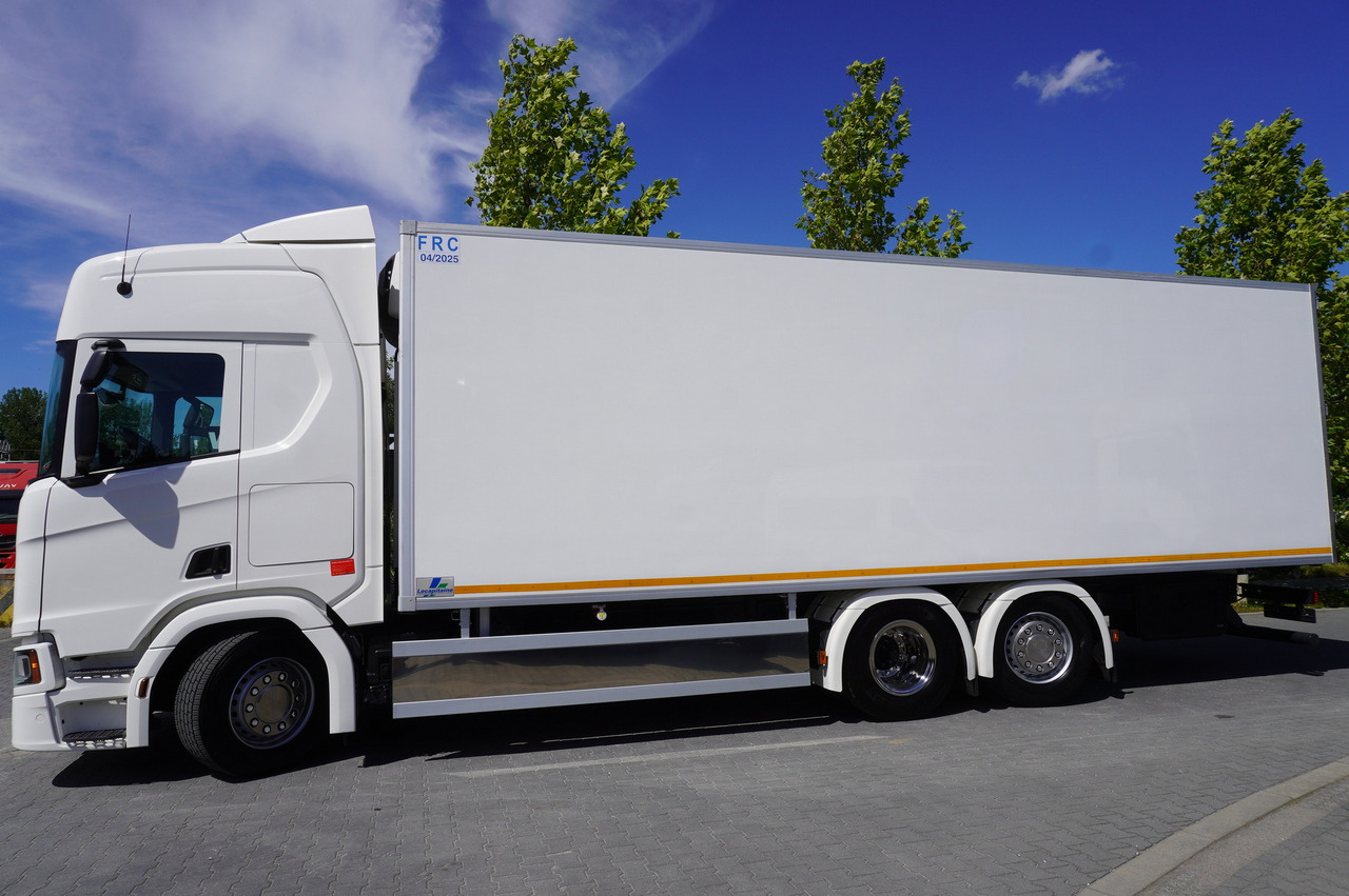 SCANIA R500 / Lecapitaine refrigerator 20 EPAL / Carrier Supra 950 / Steered 3rd axle - Frigorífico camión: foto 2 SCANIA R500 / Lecapitaine refrigerator 20 EPAL / Carrier Supra 950 / Steered 3rd axle - Frigorífico camión: foto 2