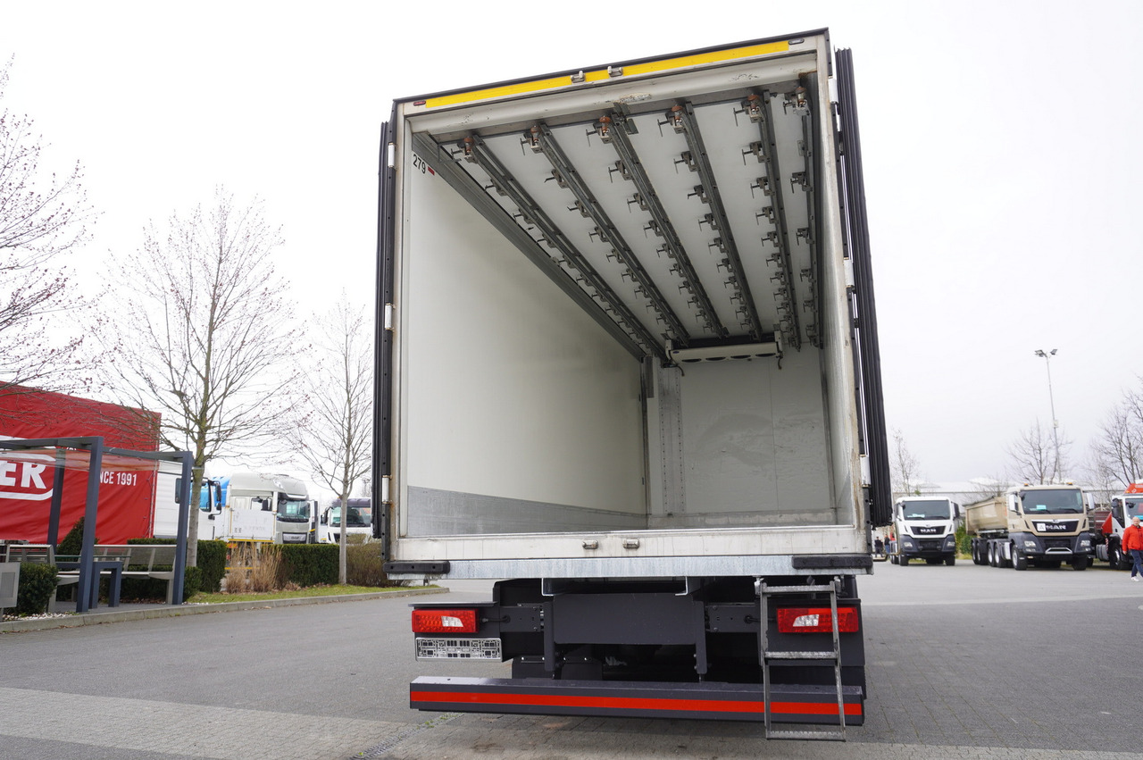 SCANIA R500 / Schmitz meat hook refrigerator / Carrier Supra 950U / 3rd steered axle - Frigorífico camión: foto 5 SCANIA R500 / Schmitz meat hook refrigerator / Carrier Supra 950U / 3rd steered axle - Frigorífico camión: foto 5