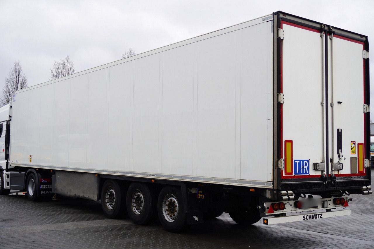 SCHMITZ refrigerator semi-trailer / Carrier Vector 1550 - Frigorífico semirremolque: foto 5 SCHMITZ refrigerator semi-trailer / Carrier Vector 1550 - Frigorífico semirremolque: foto 5