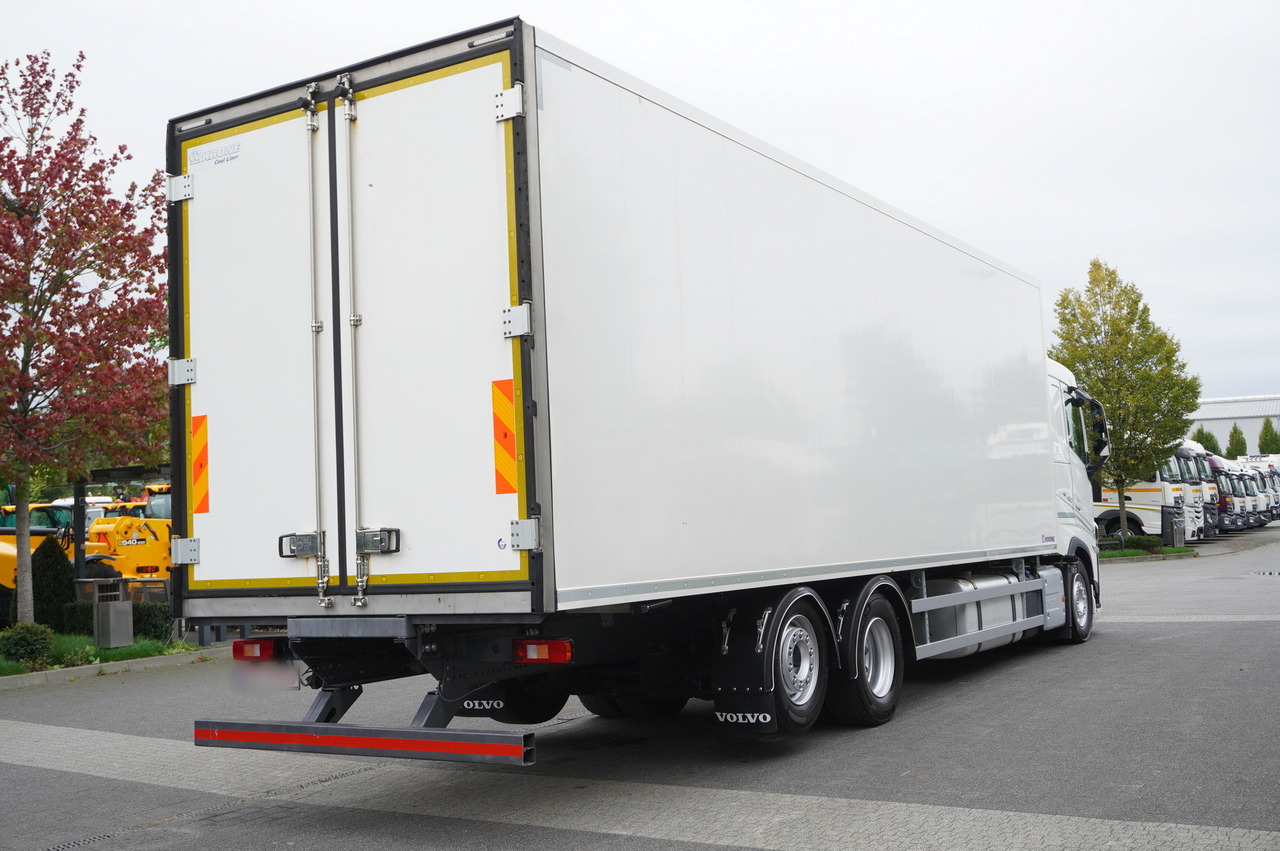 VOLVO FH 460 / Krone refrigerator 23 EPAL! / Carrier Supra 1250 MT Silent / Multitemperature / Steered axle - Frigorífico camión: foto 5 VOLVO FH 460 / Krone refrigerator 23 EPAL! / Carrier Supra 1250 MT Silent / Multitemperature / Steered axle - Frigorífico camión: foto 5