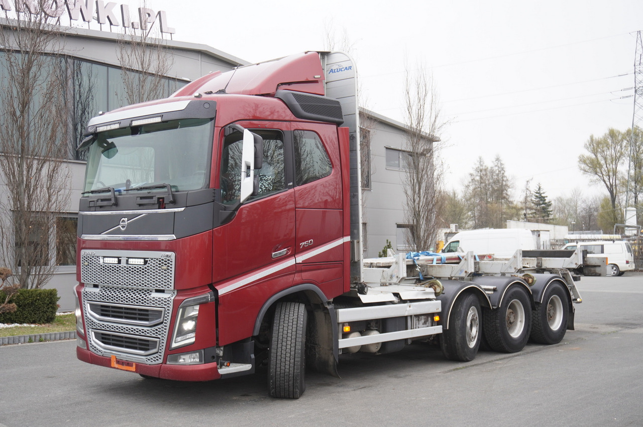 VOLVO FH16 750 / Frame 8 m / 750 HP! / 2021 / stanchion superstructure - Chasis camión: foto 1 VOLVO FH16 750 / Frame 8 m / 750 HP! / 2021 / stanchion superstructure - Chasis camión: foto 1