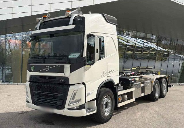 VOLVO FM 460 6X2*4 / HIAB ULT21S61 hooklift / 50 tho. km! / 2022 - Multibasculante camión: foto 1 VOLVO FM 460 6X2*4 / HIAB ULT21S61 hooklift / 50 tho. km! / 2022 - Multibasculante camión: foto 1