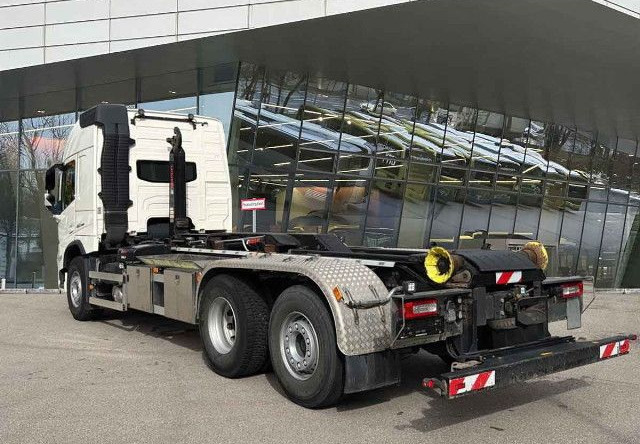VOLVO FM 460 6X2*4 / HIAB ULT21S61 hooklift / 50 tho. km! / 2022 - Multibasculante camión: foto 4 VOLVO FM 460 6X2*4 / HIAB ULT21S61 hooklift / 50 tho. km! / 2022 - Multibasculante camión: foto 4