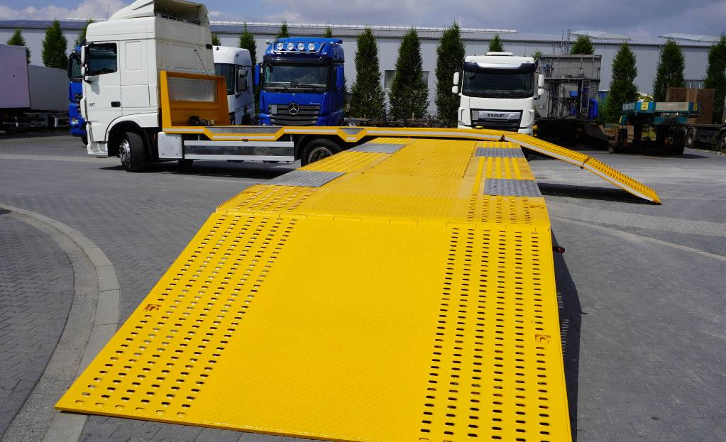 WECON trailer with a new tow truck body y.2023 - Góndola rebajadas remolque: foto 5 WECON trailer with a new tow truck body y.2023 - Góndola rebajadas remolque: foto 5