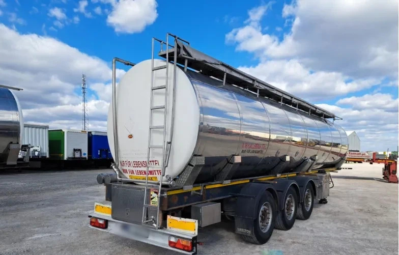 WIELTON NS3D 36 t food cistern / 3 chambers - Cisterna semirremolque: foto 2 WIELTON NS3D 36 t food cistern / 3 chambers - Cisterna semirremolque: foto 2