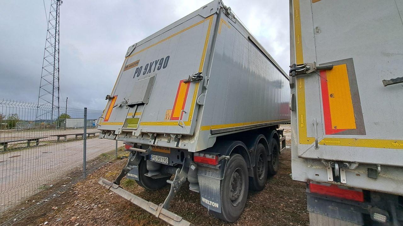 WIELTON NW-3 / weight 6.2 t / capacity 38m3 / Electrically folded roof / Teflon / 20 units, 2022 - Volquete semirremolque: foto 5 WIELTON NW-3 / weight 6.2 t / capacity 38m3 / Electrically folded roof / Teflon / 20 units, 2022 - Volquete semirremolque: foto 5