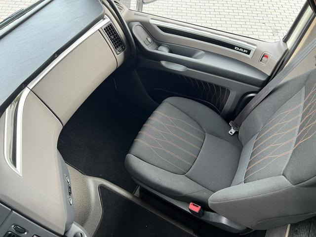 Cabeza tractora DAF XF 480 FT SSC Retarder Standklima 2-K Hydraulik: foto 23 Cabeza tractora DAF XF 480 FT SSC Retarder Standklima 2-K Hydraulik: foto 23