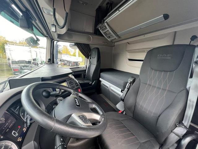 Cabeza tractora DAF XF 480 FT SSC Retarder Standklima 2-K Hydraulik: foto 8 Cabeza tractora DAF XF 480 FT SSC Retarder Standklima 2-K Hydraulik: foto 8