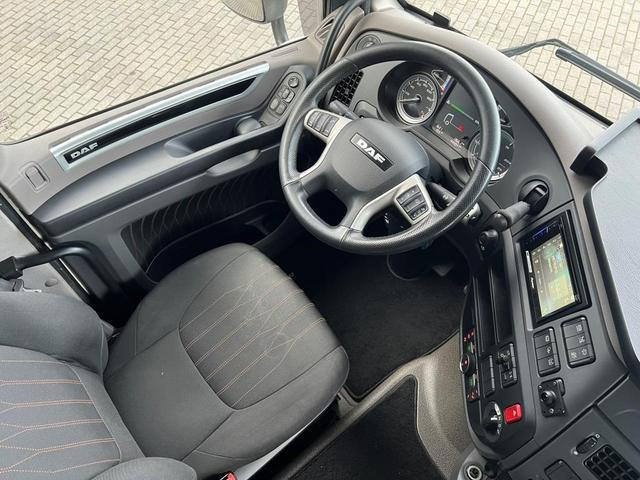 Cabeza tractora DAF XF 480 FT SSC Retarder Standklima 2-K Hydraulik: foto 20 Cabeza tractora DAF XF 480 FT SSC Retarder Standklima 2-K Hydraulik: foto 20