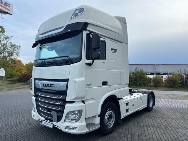 Cabeza tractora DAF XF 480 FT SSC Retarder Standklima 2-K Hydraulik: foto 12 Cabeza tractora DAF XF 480 FT SSC Retarder Standklima 2-K Hydraulik: foto 12