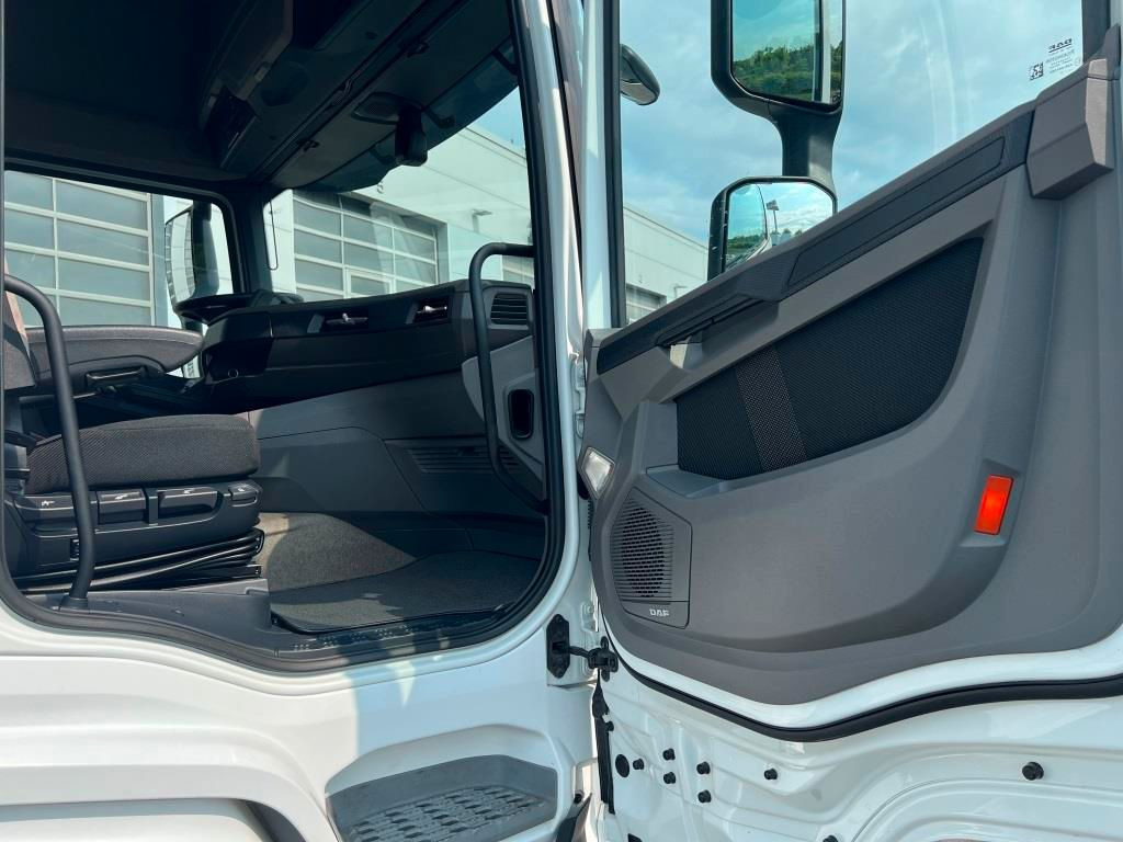 Cabeza tractora DAF XFn 480 FT Intarder 2xTank 1.105 L Vollspoiler: foto 17