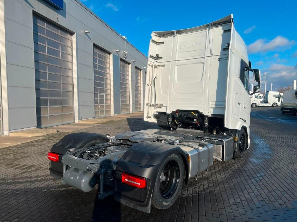 DAF XG+ 480 Low Deck, ZF Intarder, SOFORT VERFÜGBAR - Cabeza tractora: foto 5 DAF XG+ 480 Low Deck, ZF Intarder, SOFORT VERFÜGBAR - Cabeza tractora: foto 5