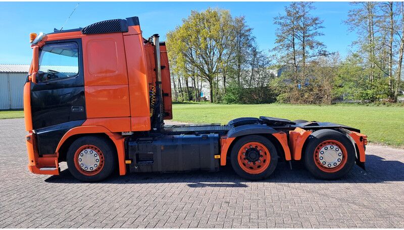 Volvo FH 460 EEV 6X2 Retarder 90T - Cabeza tractora: foto 2 Volvo FH 460 EEV 6X2 Retarder 90T - Cabeza tractora: foto 2