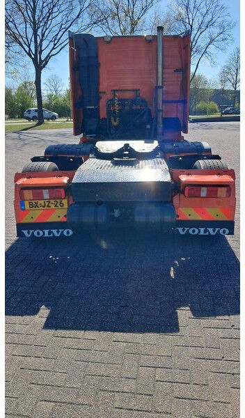 Volvo FH 460 EEV 6X2 Retarder 90T - Cabeza tractora: foto 4 Volvo FH 460 EEV 6X2 Retarder 90T - Cabeza tractora: foto 4