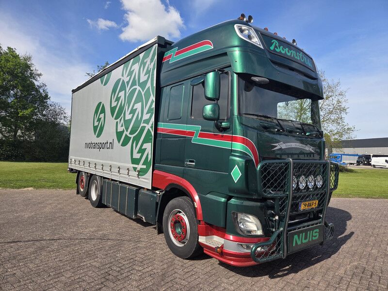 DAF XF 530 H4SN3 - Camión caja cerrada: foto 2 DAF XF 530 H4SN3 - Camión caja cerrada: foto 2