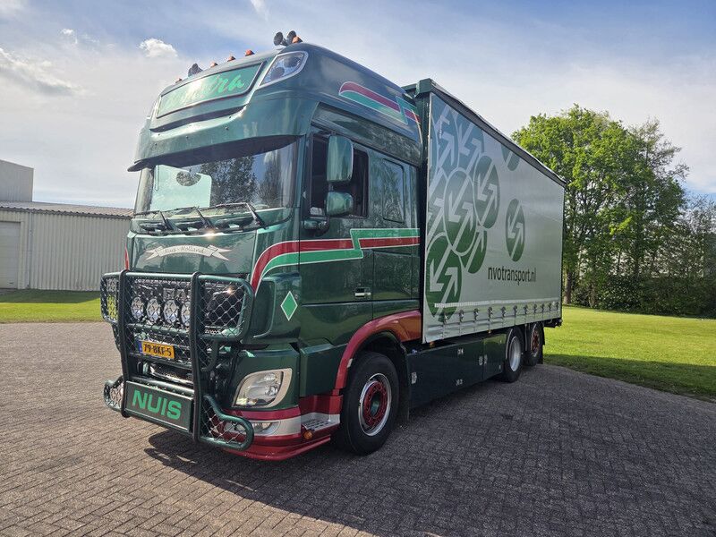 DAF XF 530 H4SN3 - Camión caja cerrada: foto 1 DAF XF 530 H4SN3 - Camión caja cerrada: foto 1