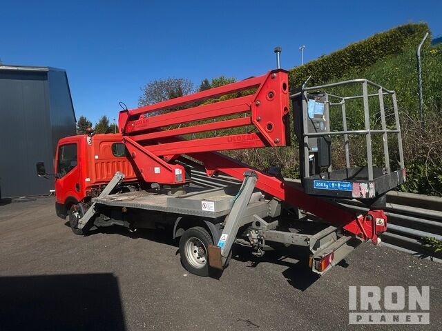 2011 Nissan Cabstar 35.11 2011 Sequani ZED 20C 20 m on 4x2 Bucket Truck - Camión con plataforma elevadora: foto 2 2011 Nissan Cabstar 35.11 2011 Sequani ZED 20C 20 m on 4x2 Bucket Truck - Camión con plataforma elevadora: foto 2