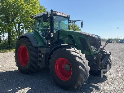 FENDT 828 VARIO SCR P Plus - Tractor: foto 4 FENDT 828 VARIO SCR P Plus - Tractor: foto 4