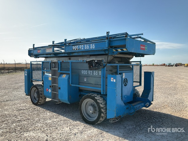 2006 Genie GS-5390RT 4x4 Diesel Scissor Lift - Plataforma de tijeras: foto 3 2006 Genie GS-5390RT 4x4 Diesel Scissor Lift - Plataforma de tijeras: foto 3
