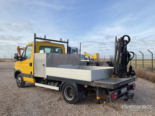 2013 Iveco 40C14G 1994 Hiab 015 1200 kg Straight ... Flatbed Truck with Crane - Camión caja abierta: foto 3 2013 Iveco 40C14G 1994 Hiab 015 1200 kg Straight ... Flatbed Truck with Crane - Camión caja abierta: foto 3