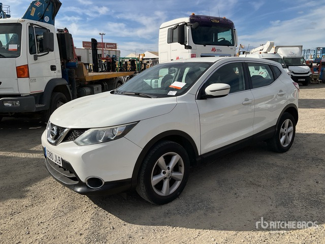 2015 Nissan Qashqai 4WD SUV - SUV/ Todoterreno: foto 1 2015 Nissan Qashqai 4WD SUV - SUV/ Todoterreno: foto 1