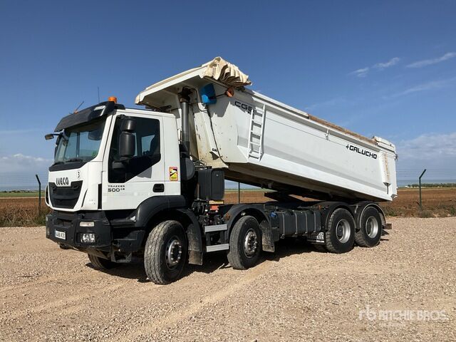 2018 Iveco Trakker 500 8x4 Twin-Steer T/A Dump Truck - Volquete camión: foto 1 2018 Iveco Trakker 500 8x4 Twin-Steer T/A Dump Truck - Volquete camión: foto 1