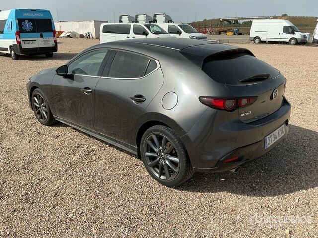 2019 Mazda 3 Skyactiv G Automobile - Coche: foto 2 2019 Mazda 3 Skyactiv G Automobile - Coche: foto 2