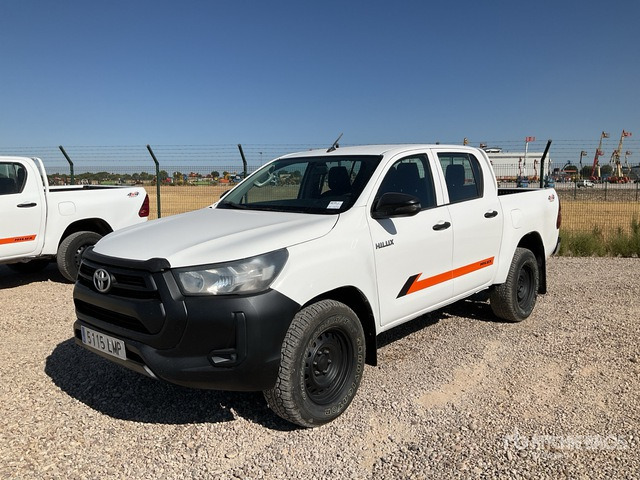 2020 Toyota Hilux 4x4 Crew Cab Pickup - Pick-up: foto 2 2020 Toyota Hilux 4x4 Crew Cab Pickup - Pick-up: foto 2