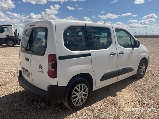 2021 Citroen Berlingo 5 Passenger Van - Minibús, Furgoneta de pasajeros: foto 3 2021 Citroen Berlingo 5 Passenger Van - Minibús, Furgoneta de pasajeros: foto 3