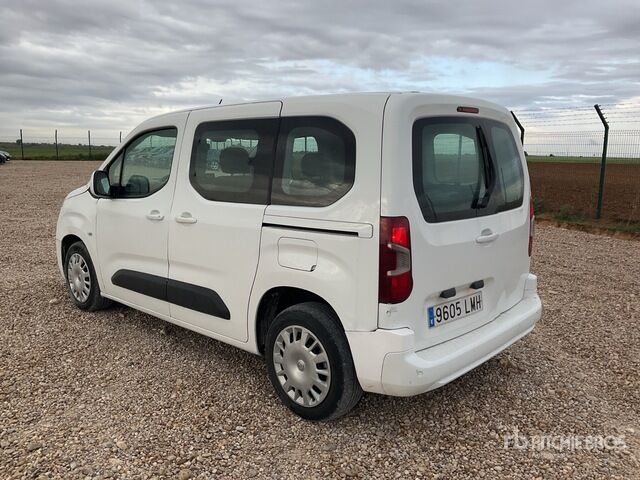 2021 Opel Combo 5 Passenger Van - Minibús, Furgoneta de pasajeros: foto 2 2021 Opel Combo 5 Passenger Van - Minibús, Furgoneta de pasajeros: foto 2