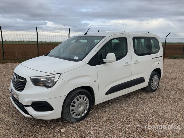 2021 Opel Combo 5 Passenger Van - Minibús, Furgoneta de pasajeros: foto 1 2021 Opel Combo 5 Passenger Van - Minibús, Furgoneta de pasajeros: foto 1