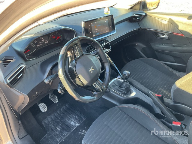 2021 Peugeot 208 Automobile - Coche: foto 5 2021 Peugeot 208 Automobile - Coche: foto 5