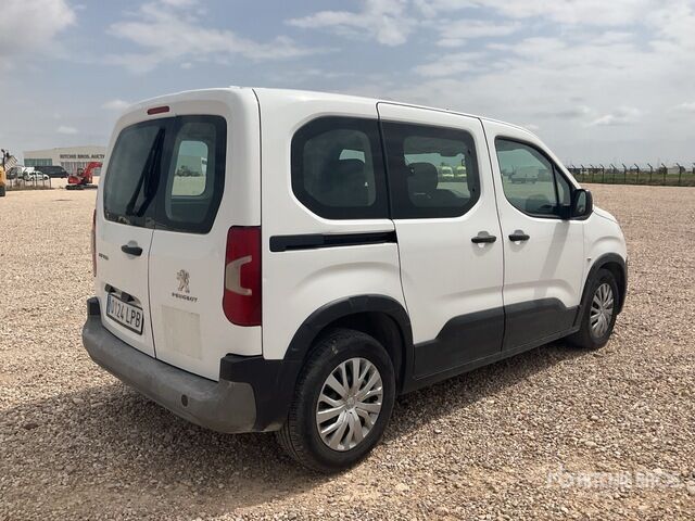 2021 Peugeot Rifter 5 Passenger Van - Minibús, Furgoneta de pasajeros: foto 3 2021 Peugeot Rifter 5 Passenger Van - Minibús, Furgoneta de pasajeros: foto 3
