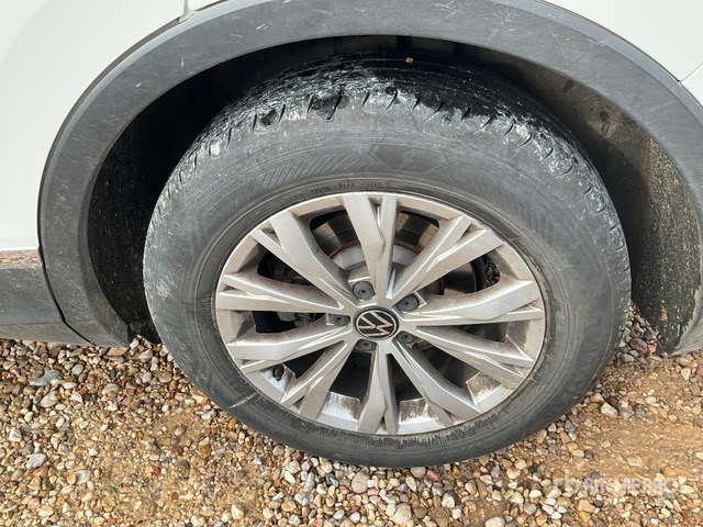 2021 Volkswagen Tiguan Automobile - Coche: foto 4 2021 Volkswagen Tiguan Automobile - Coche: foto 4