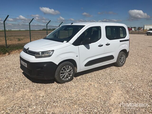 2022 Citroen Berlingo 5 Passenger Van - Minibús, Furgoneta de pasajeros: foto 1 2022 Citroen Berlingo 5 Passenger Van - Minibús, Furgoneta de pasajeros: foto 1